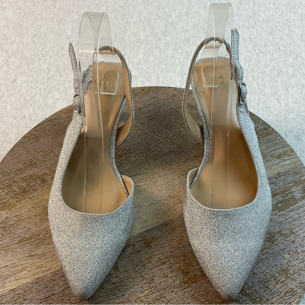 WOMEN’S POINTED TOE PUMPS SLINGBACK HEELS SIZE: 6 SPARKLE SILVER